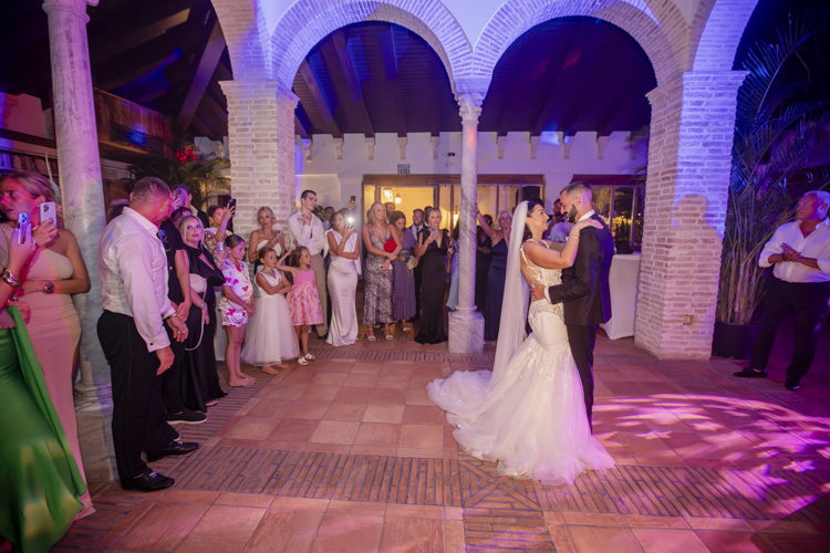 first dance Finca Monasterio