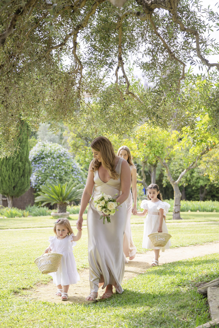 outdoor ceremony arcos